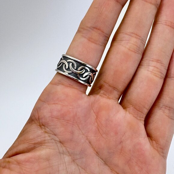 VTG Sterling Silver 925 Interlocking Circle Design Cigar Band Ring Size 8.5 - Picture 7 of 9
